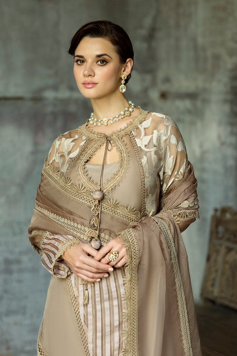 Mushq | Euphoria Eid Pret | Cassie XL Taupe Medium Organza