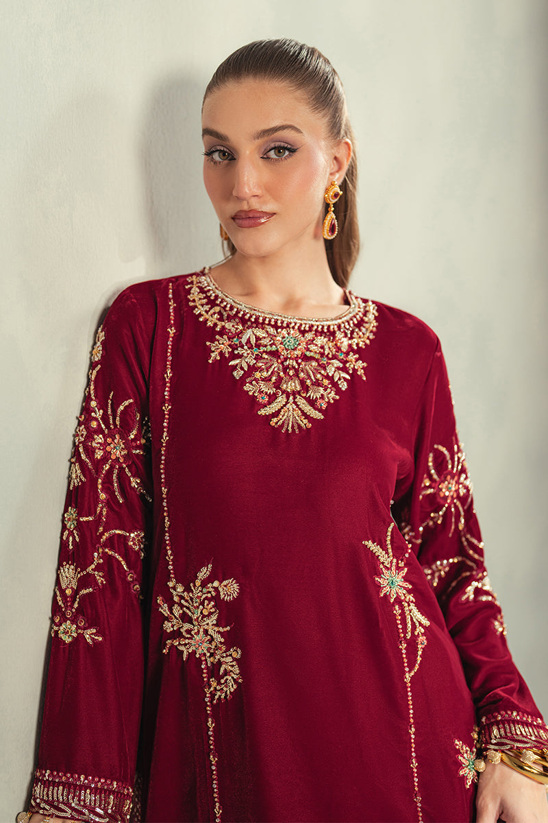Mushq | Pret De Velours | VOILA L Red Velvet