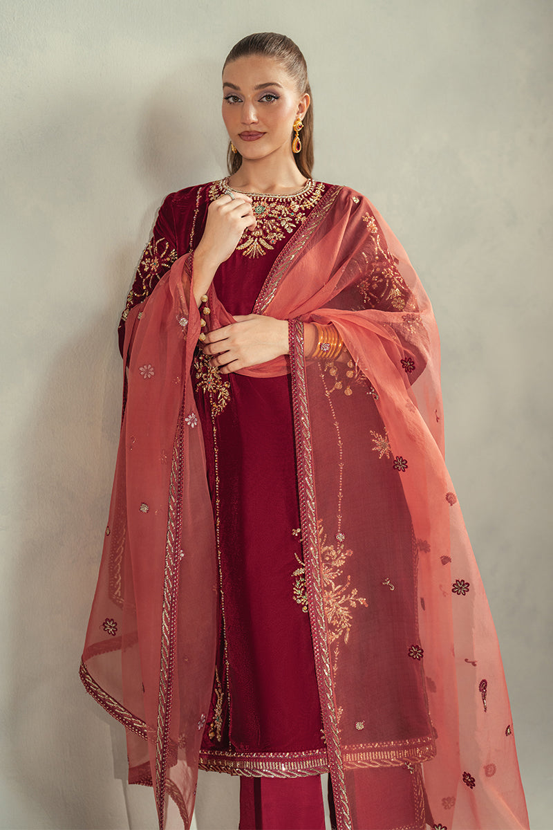 Mushq | Pret De Velours | VOILA XL Red Velvet