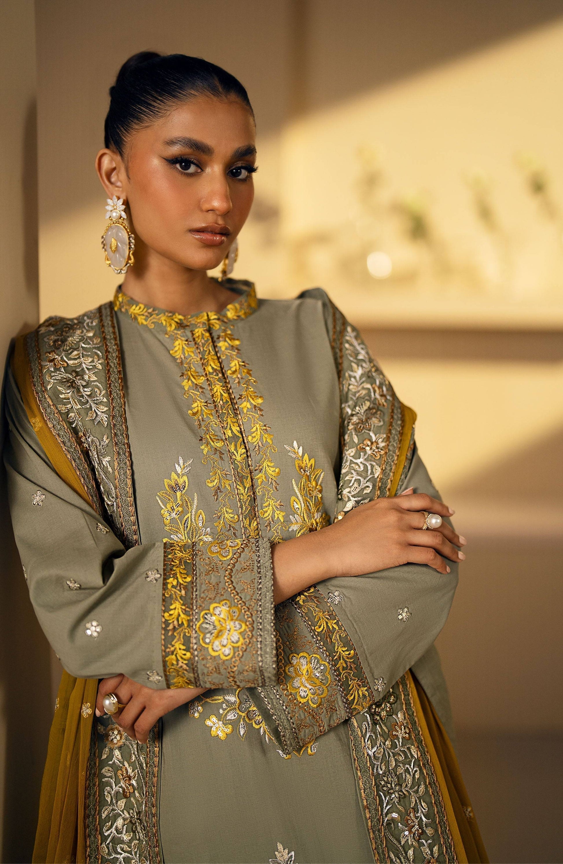 Maryum N Maria | Eid Edit 24 | Rada - Pakistani Designer Dress - by Maryum N Maria | Type: Luxury - 100% Original at Saira Sultan