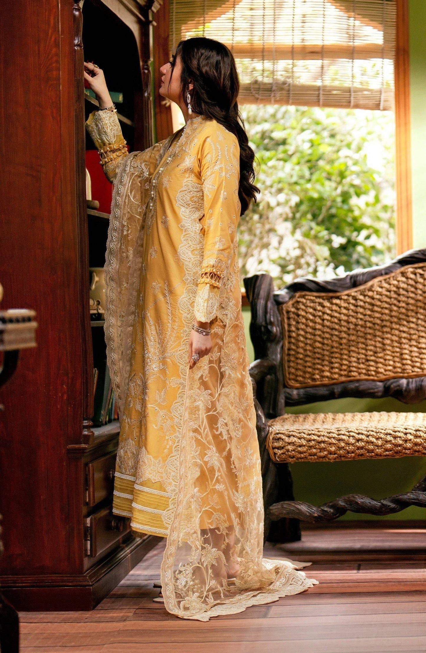 Maryum N Maria | Luxury Lawn 24 | Lamya - Pakistani Designer Dress - by Maryum N Maria | Type: Luxury - 100% Original at Saira Sultan