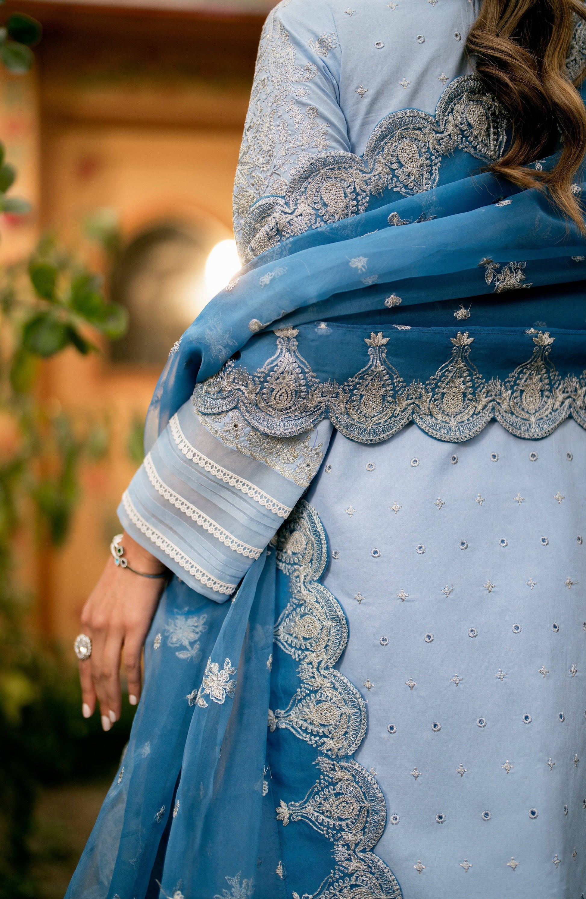 Maryum N Maria | Luxury Lawn 24 | Eshe - Pakistani Designer Dress - by Maryum N Maria | Type: Luxury - 100% Original at Saira Sultan