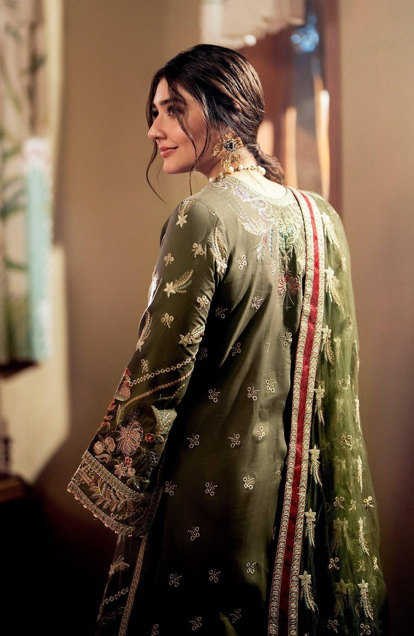 Maryum N Maria | Luxury Lawn 24 | Amira - Pakistani Designer Dress - by Maryum N Maria | Type: Luxury - 100% Original at Saira Sultan