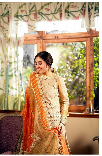 Maryum N Maria | Luxury Lawn 24 | Nora - Pakistani Designer Dress - by Maryum N Maria | Type: Luxury - 100% Original at Saira Sultan
