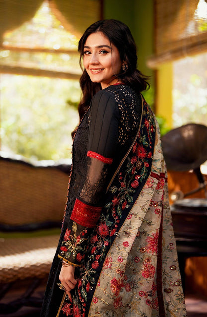 Maryum N Maria | Luxury Lawn 24 | Zayna - Pakistani Designer Dress - by Maryum N Maria | Type: Luxury - 100% Original at Saira Sultan