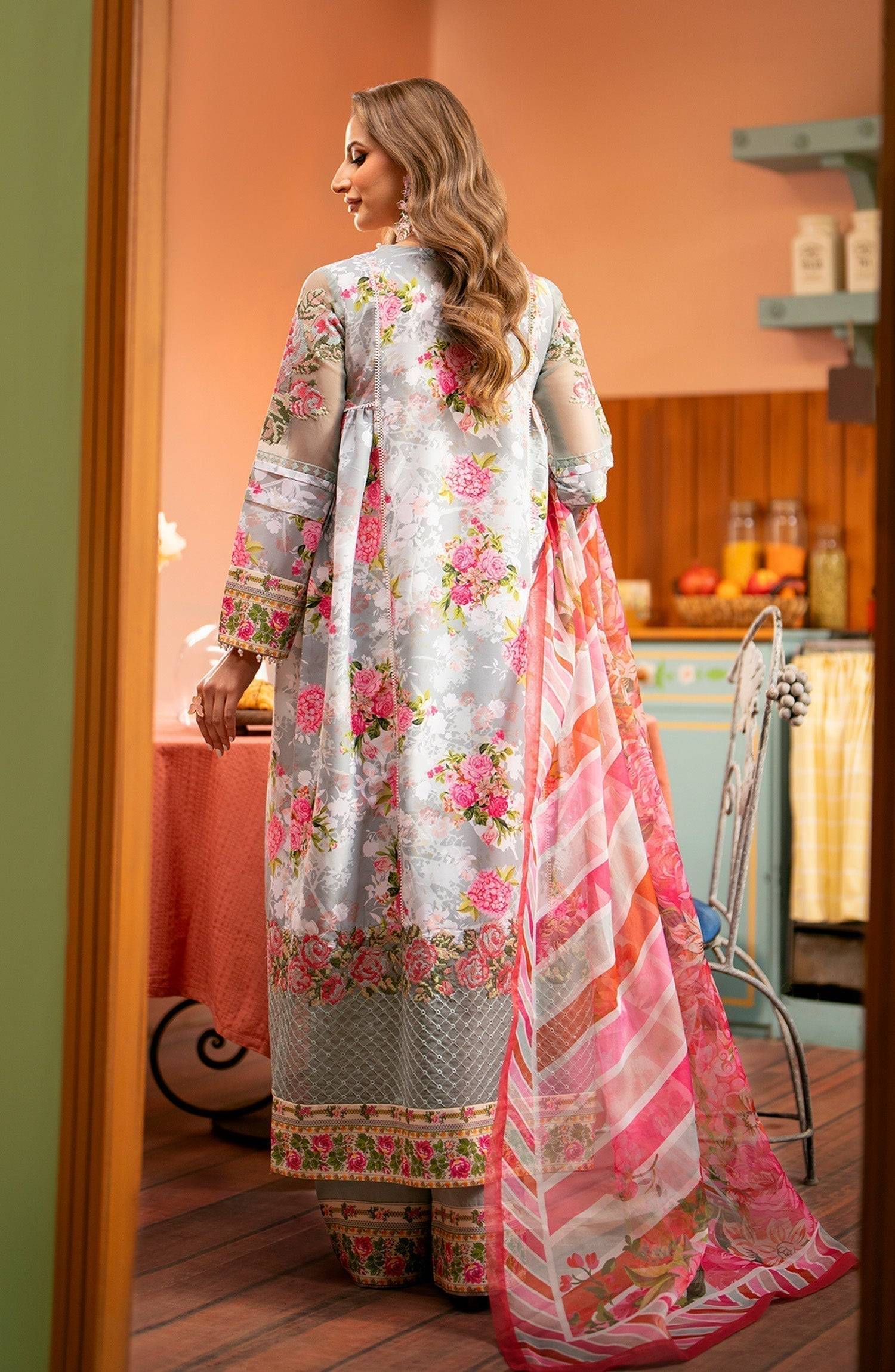 Maryum N Maria | Luxury Lawn 24 | Maya - Pakistani Designer Dress - by Maryum N Maria | Type: Luxury - 100% Original at Saira Sultan
