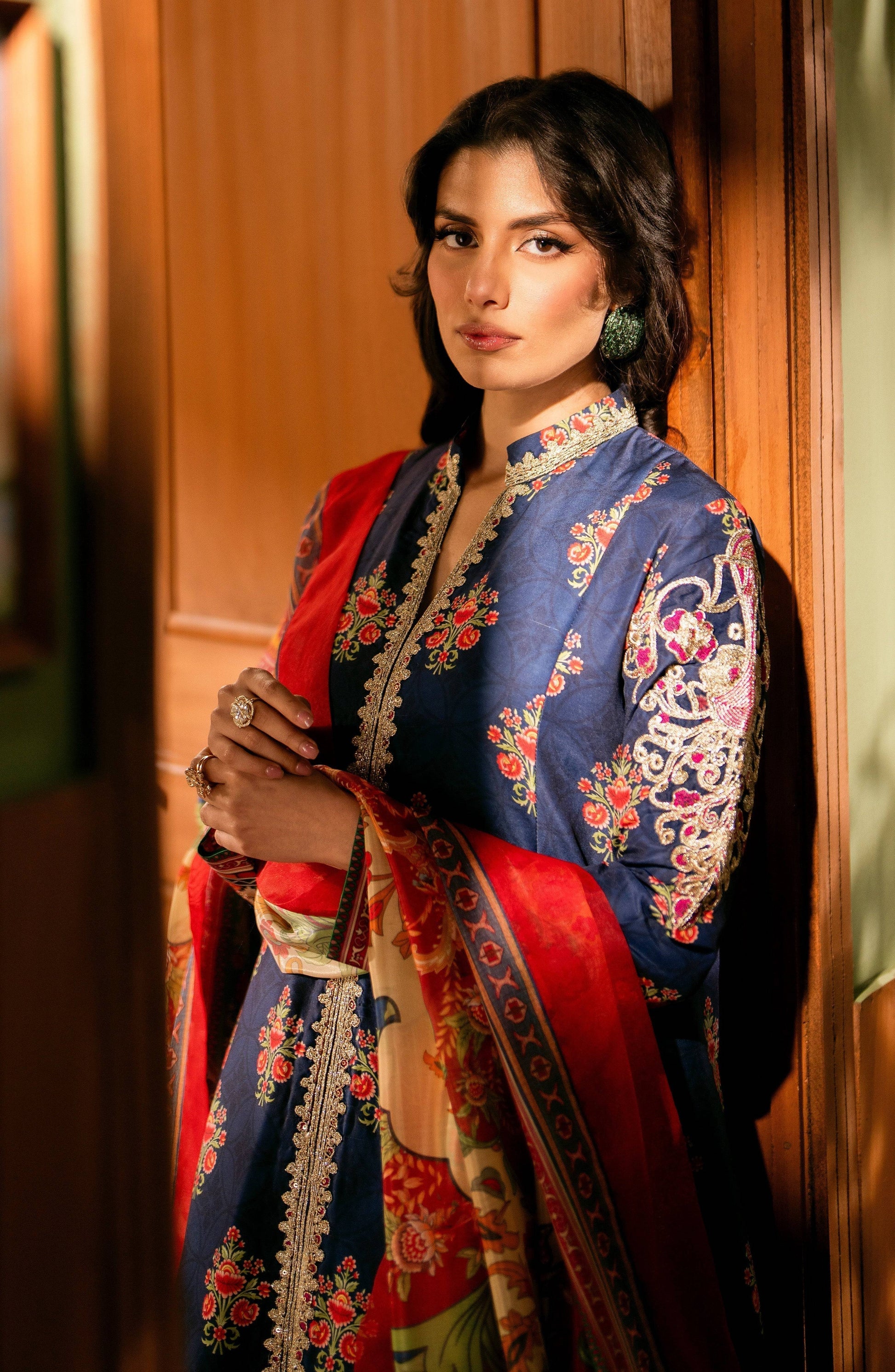 Maryum N Maria | Luxury Lawn 24 | Mariam - Pakistani Designer Dress - by Maryum N Maria | Type: Luxury - 100% Original at Saira Sultan
