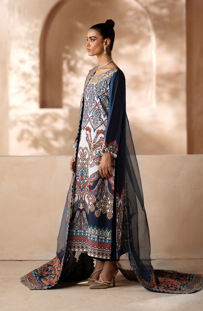 Maryum N Maria | Zeil Winter | CHARVI - MS40098 - Pakistani Designer Dress - by Maryam N Maria | Type: Ladies Clothes - 100% Original at Saira Sultan