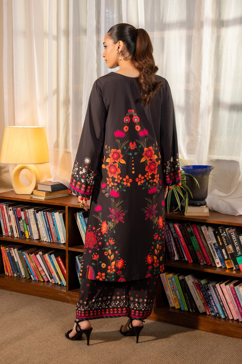 Maryum N Maria | Aurora Collection | NYRA - MS50506 S Black Crepe