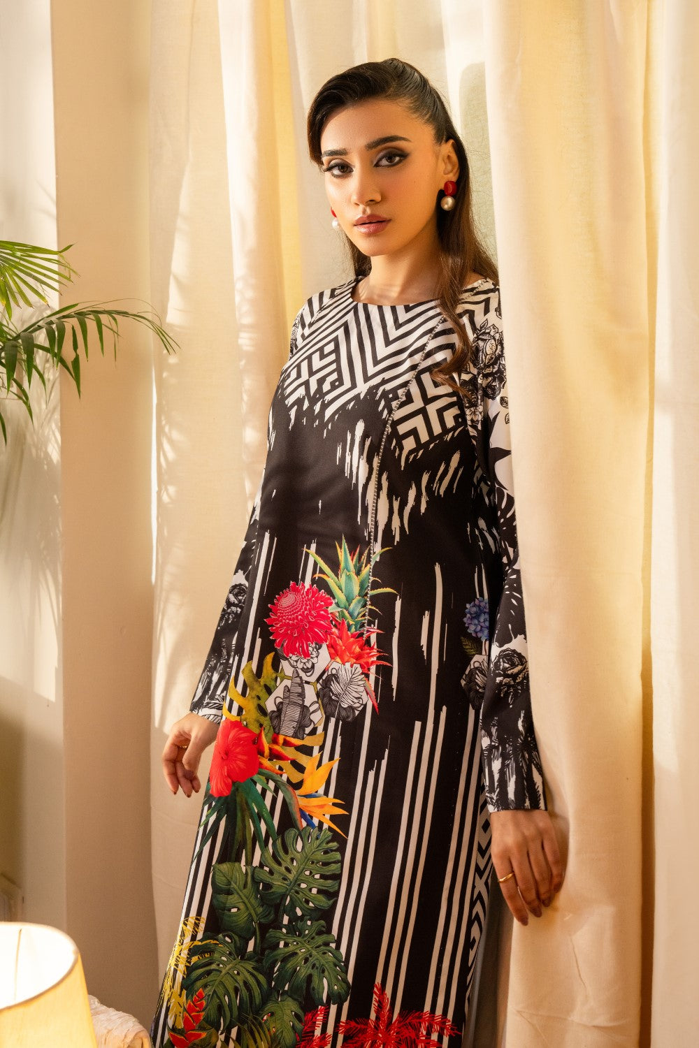 Maryum N Maria | Aurora Collection | AMOR - MS50508 L Black Crepe