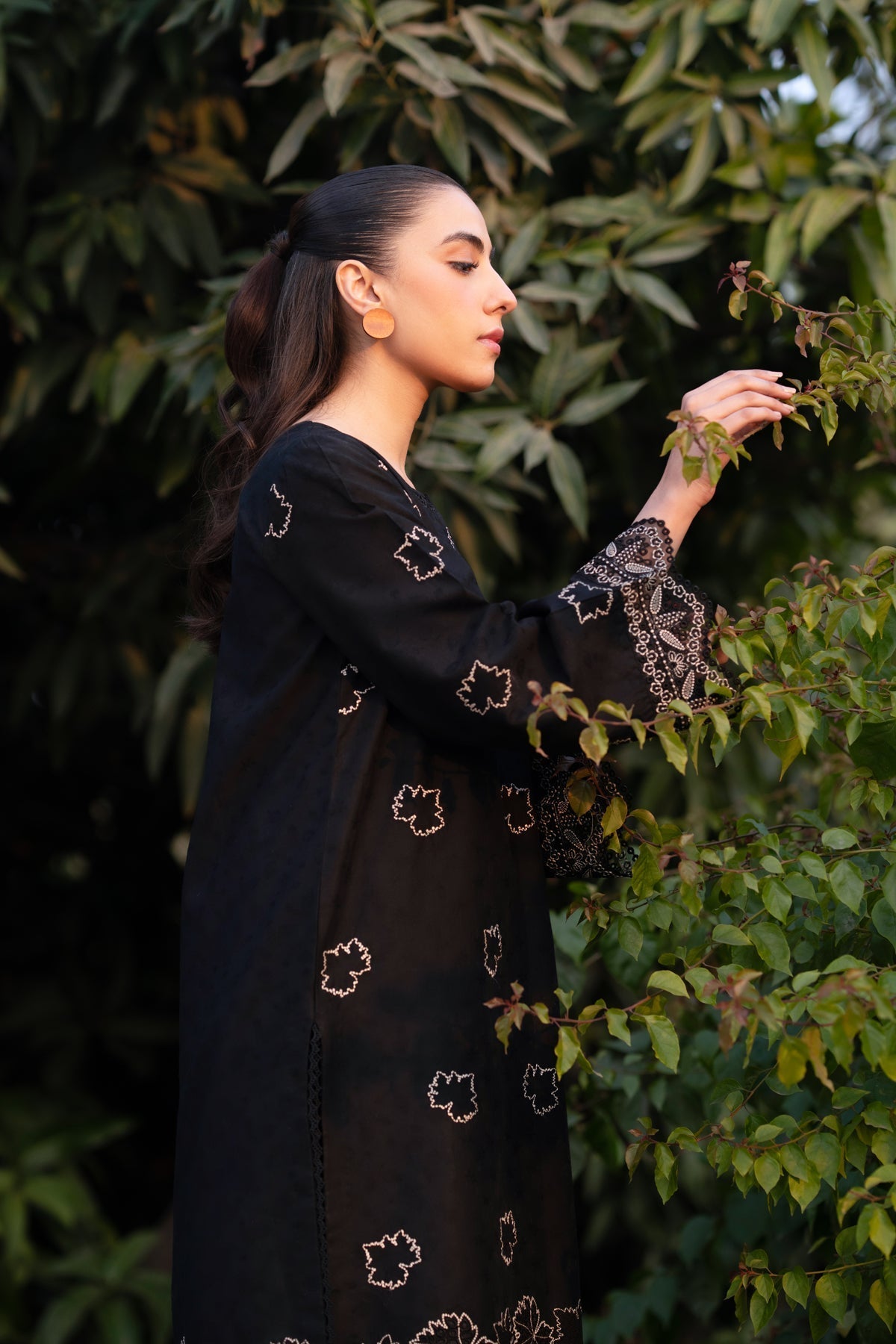 Xenia Formals | Summer Away 25 | SERENE L Black Lawn