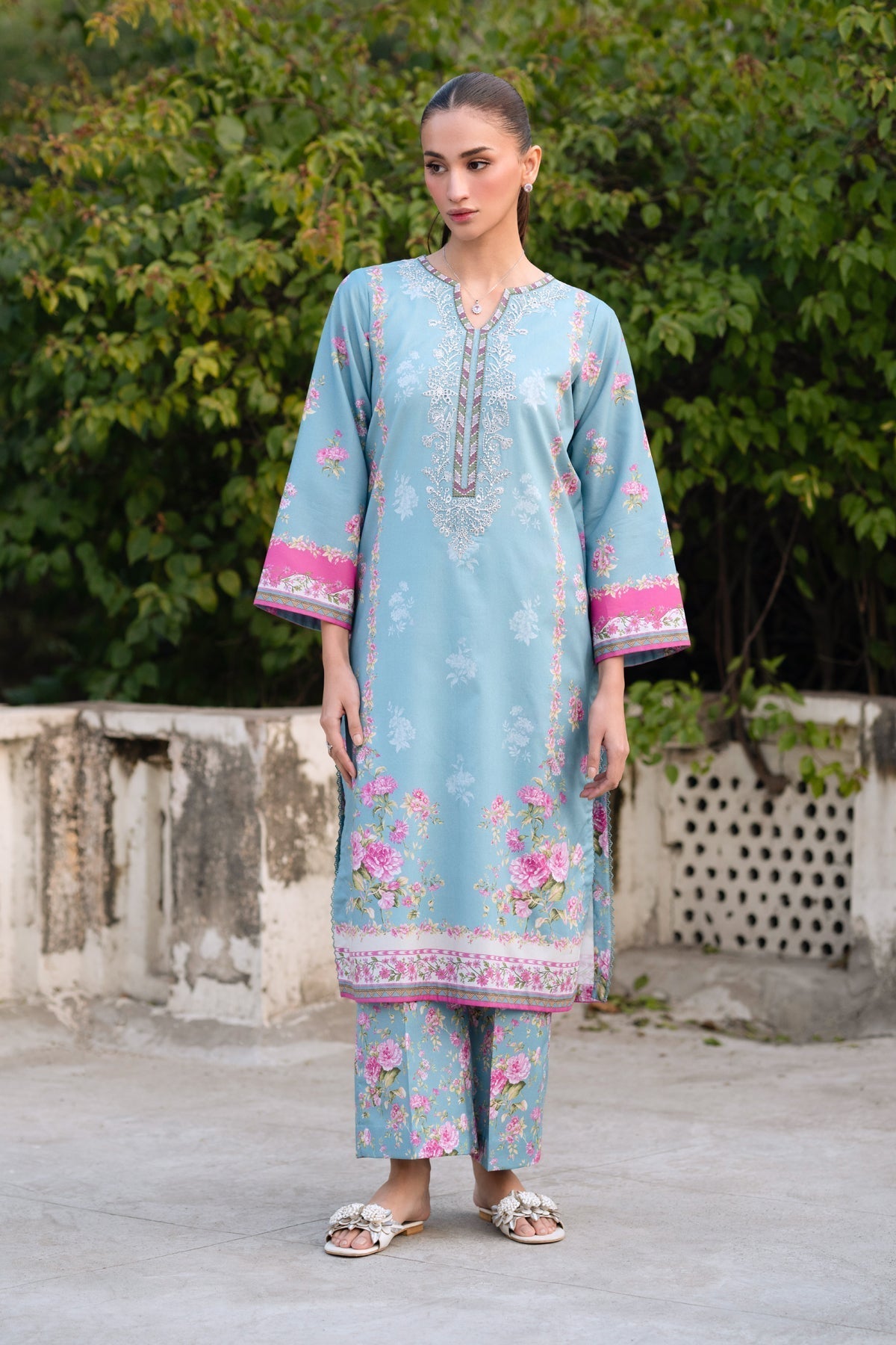 Xenia Formals | Summer Away 25 | ROSARIO M Sky Blue Lawn