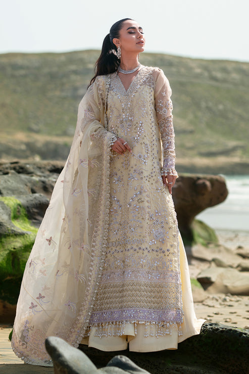 Emaan Adeel | Kamari Reveuse Wedding Formals | ELLE - Pakistani Designer Dress - by Emaan Adeel | Type: Ladies Clothes - 100% Original at Saira Sultan