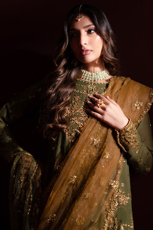 Emaan Adeel | Nooresha Formals 25 | Sunoora L Olive Green Chiffon