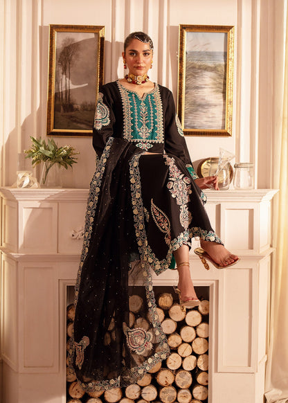Nuriyaa | Seef Formals | Almas