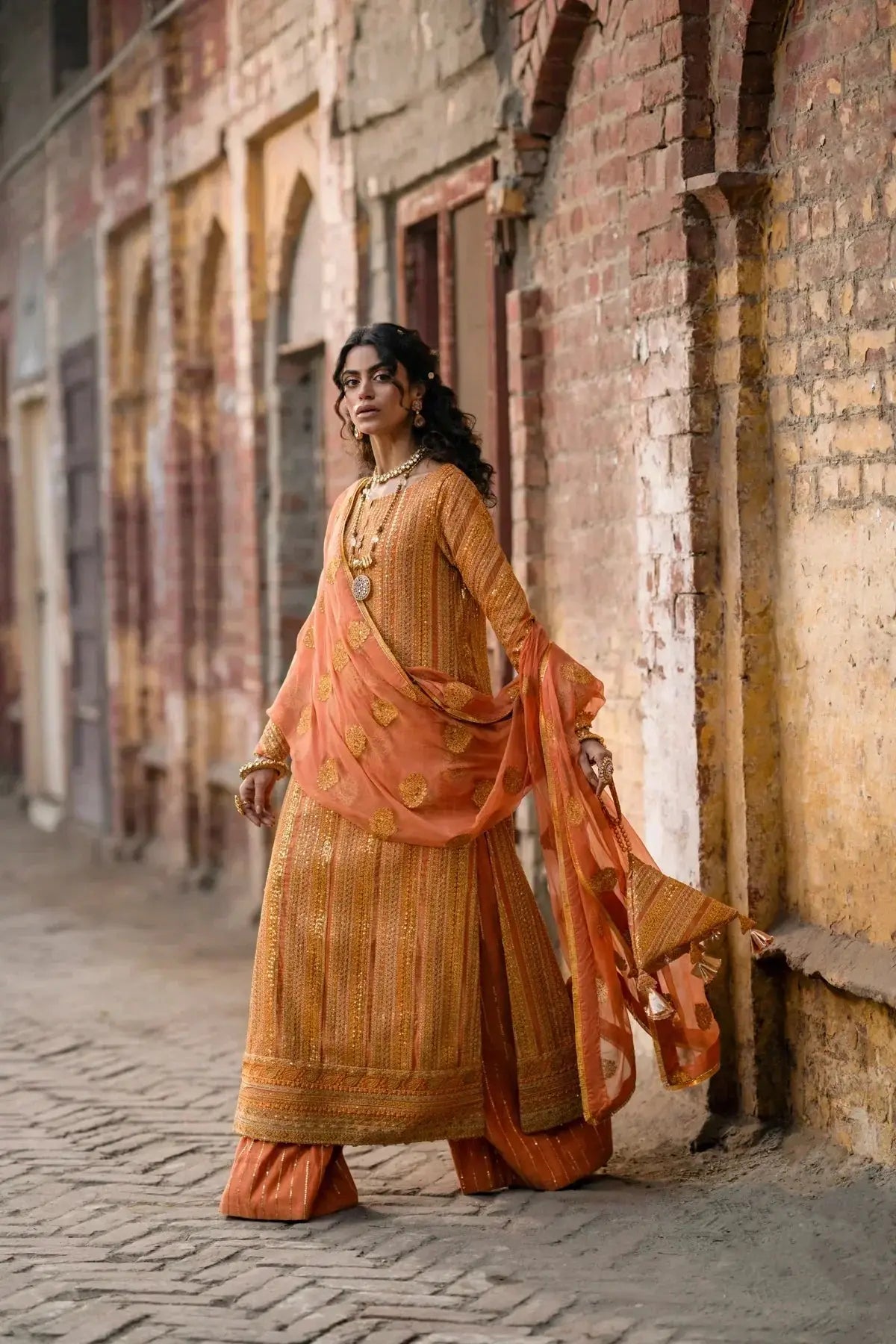 Erum Khan | Mannat Formals | Shamma - Pakistani Designer Dress - by Erum Khan | Type: Bridal - 100% Original at Saira Sultan