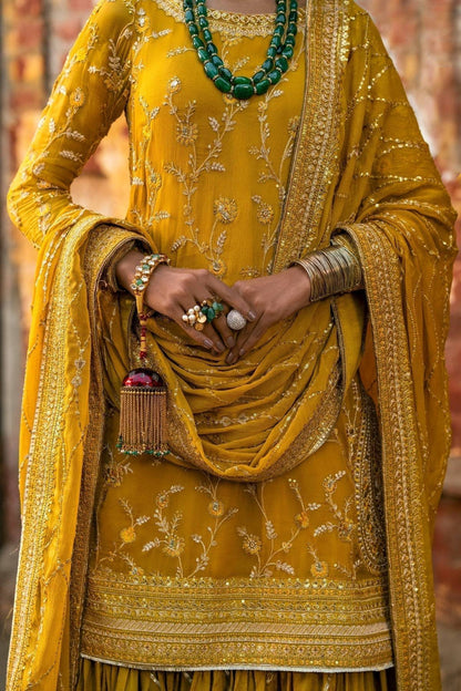 Erum Khan | Mannat Formals | Aatish - Pakistani Designer Dress - by Erum khan | Type: Bridal - 100% Original at Saira Sultan