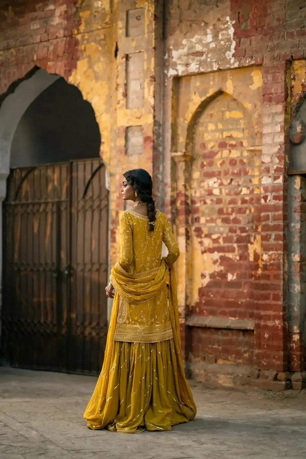 Erum Khan | Mannat Formals | Aatish - Pakistani Designer Dress - by Erum khan | Type: Bridal - 100% Original at Saira Sultan