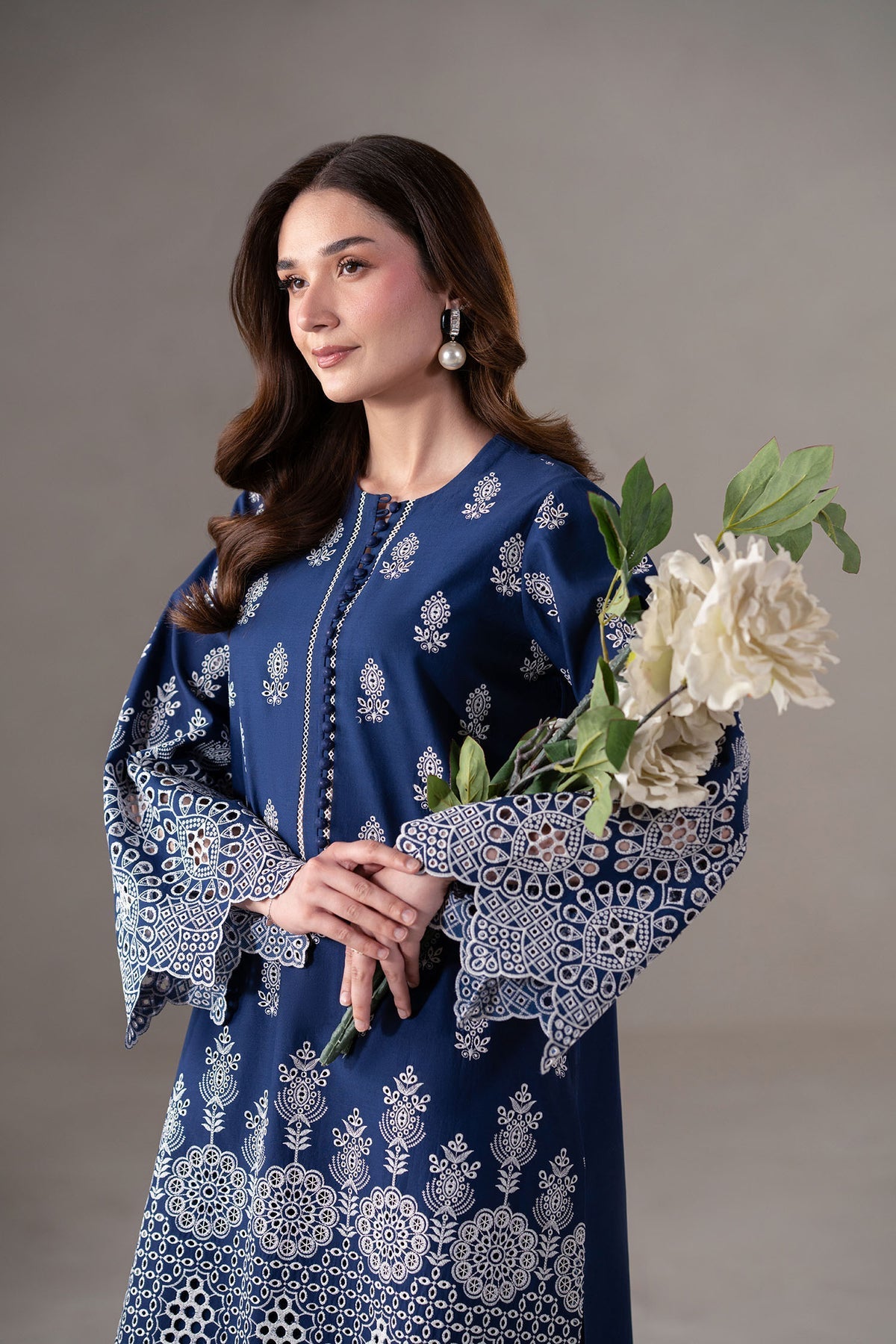 Akbar Aslam | Pret Lawn | Ovria L Cobalt Blue Lawn
