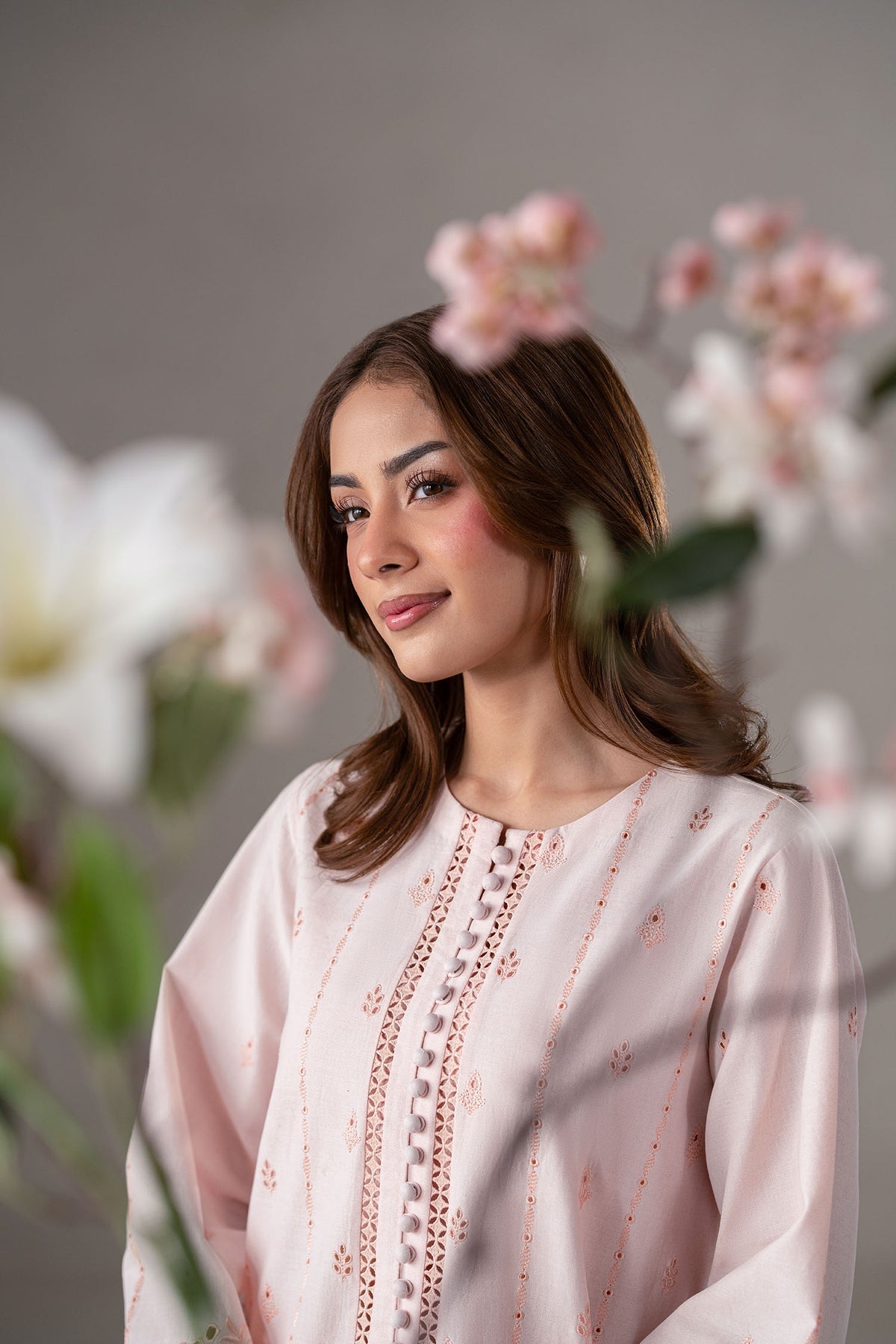 Akbar Aslam | Pret Lawn | Eloura M Pale Peach Lawn
