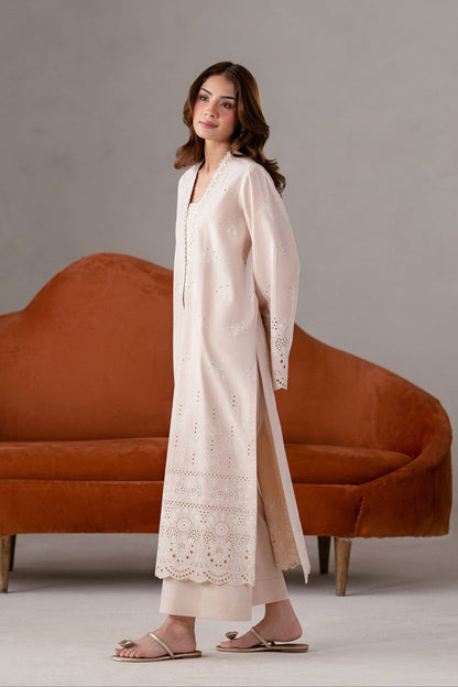 Akbar Aslam | Pret Lawn | Zira L Pale Pink Lawn