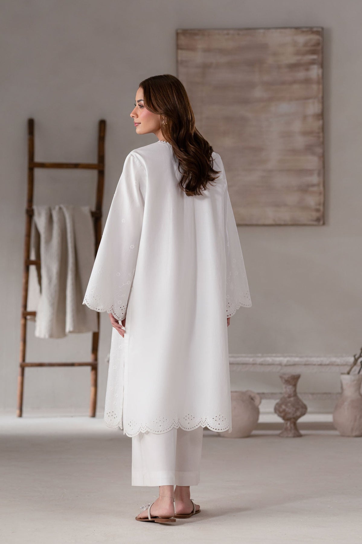 Akbar Aslam | Pret Lawn | Solace S White Lawn