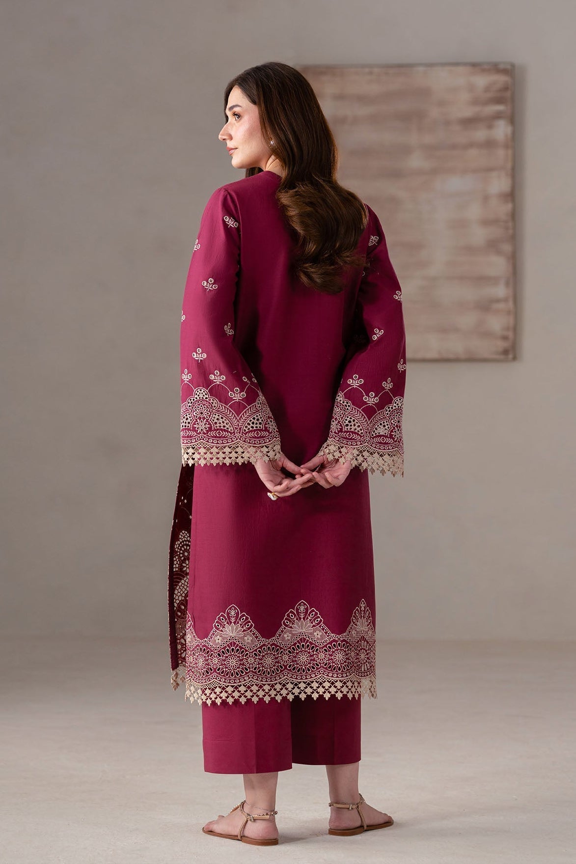 Akbar Aslam | Pret Lawn | Raven S Burgundy Lawn