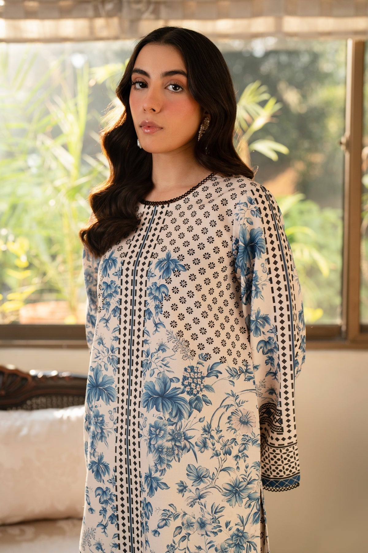 Xenia Formals | Summer Away 25 | DOTA L Beige Lawn