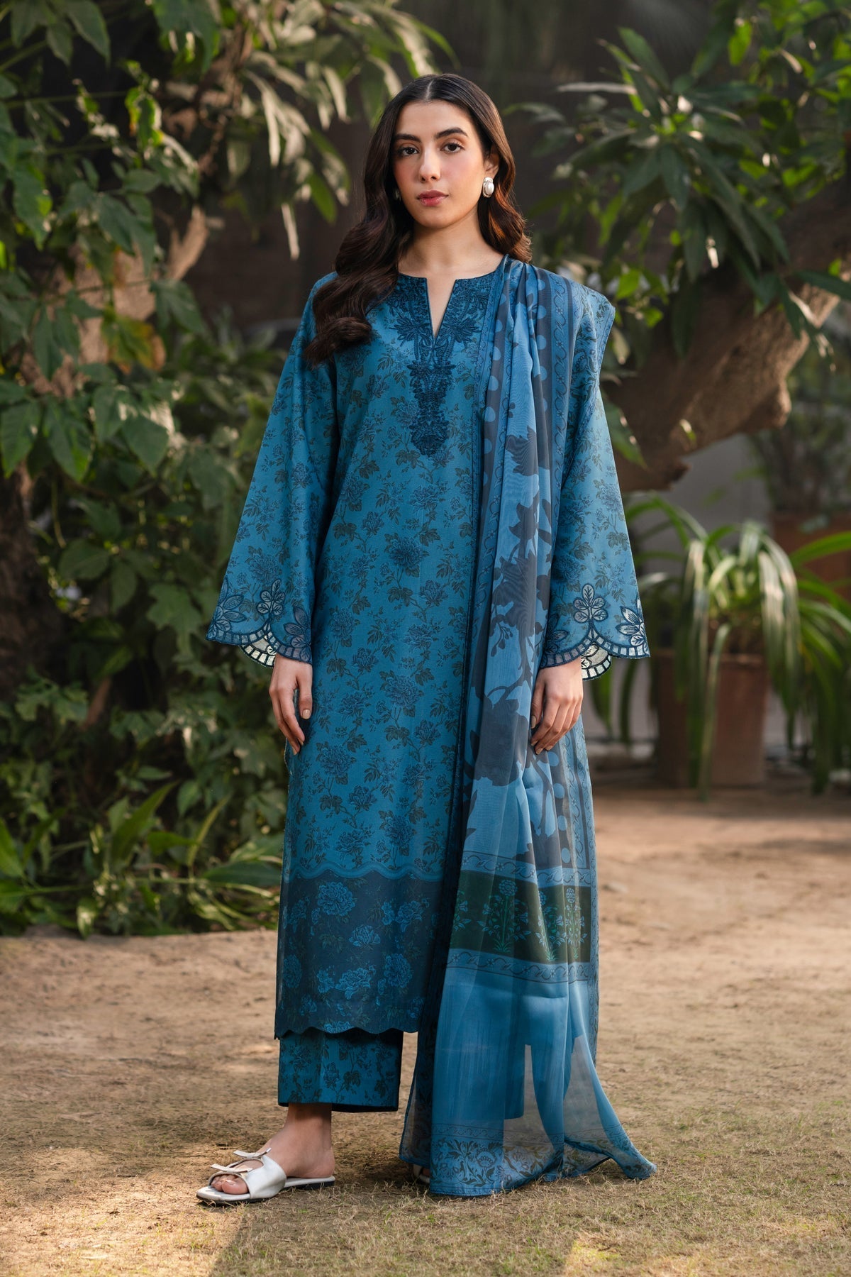 Xenia Formals | Summer Away 25 | ELLIS-A XS Teal Lawn