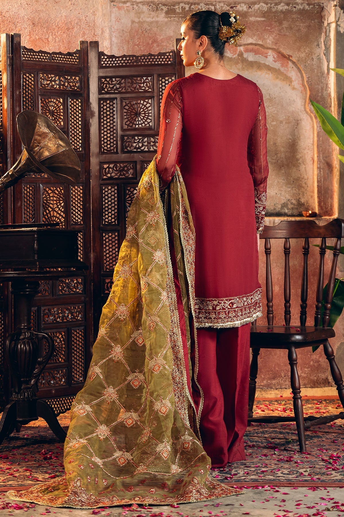 Motifz | Luxury Formal | 4817-TABEER - Pakistani Designer Dress - by Motifz - Type : Ladies Clothes - 100% Original at Saira Sultan