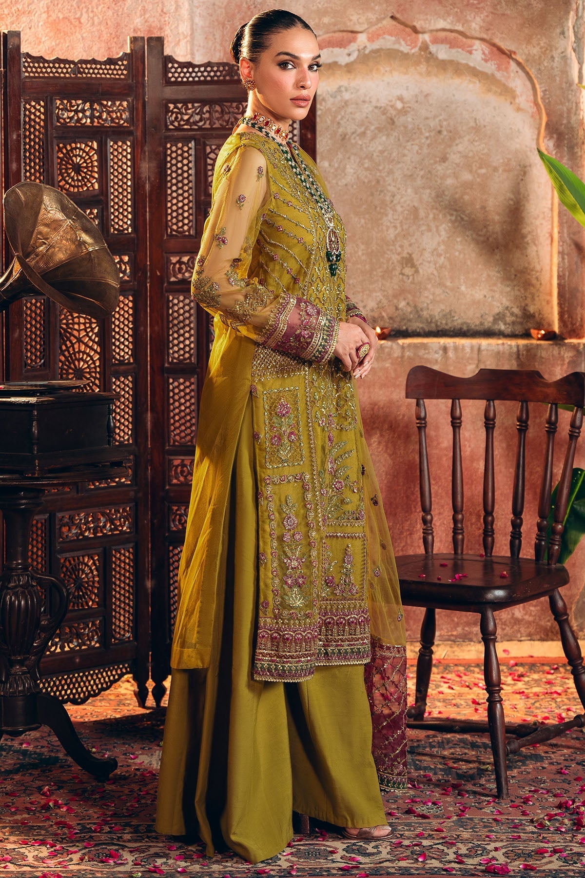 Motifz | Luxury Formal | 4824-ALMAS - Pakistani Designer Dress - by Motifz - Type : Ladies Clothes - 100% Original at Saira Sultan