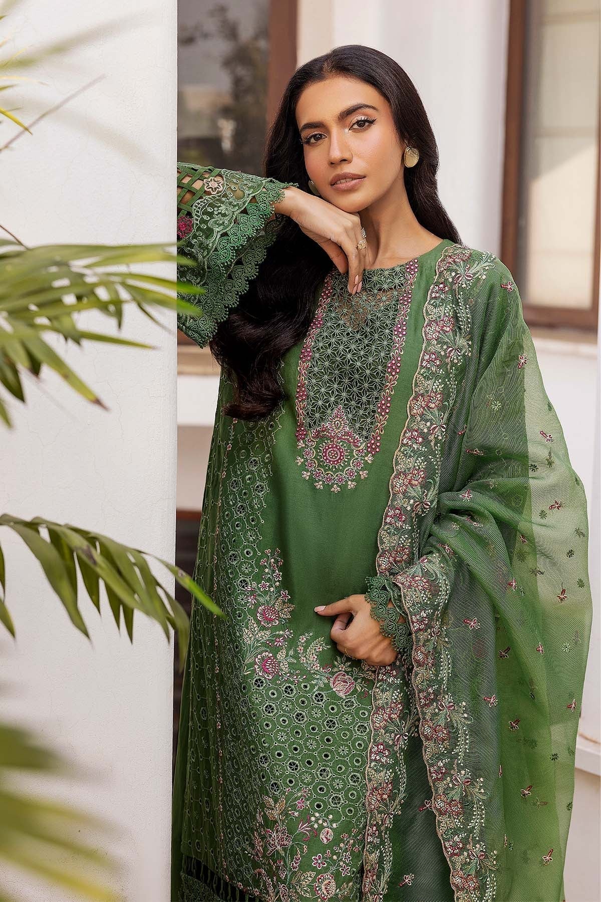 Motifz | Premium Lawn 25 | 5303-DARCY L Olive Green Lawn