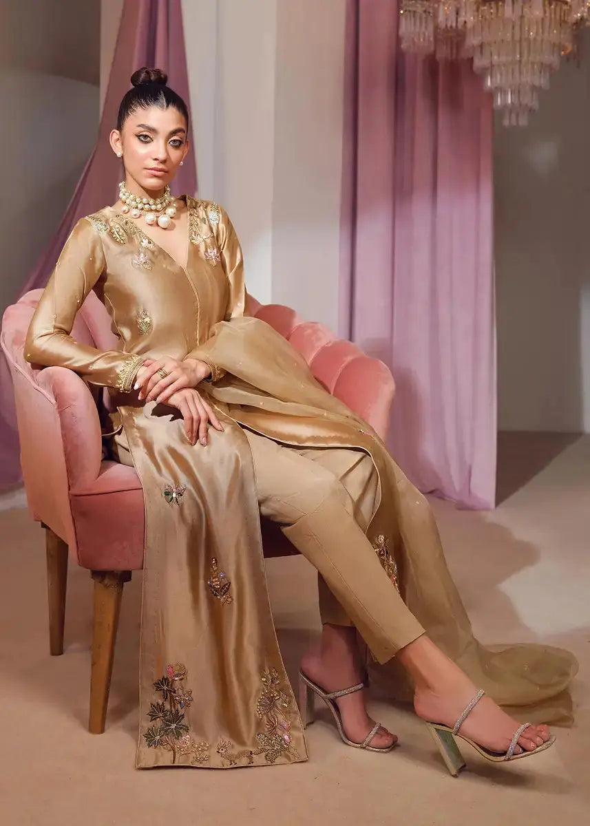Mahum Asad | Forever and Ever Formals | Suave - Pakistani Designer Dress - by Mahum Asad | Type: Formal - 100% Original at Saira Sultan