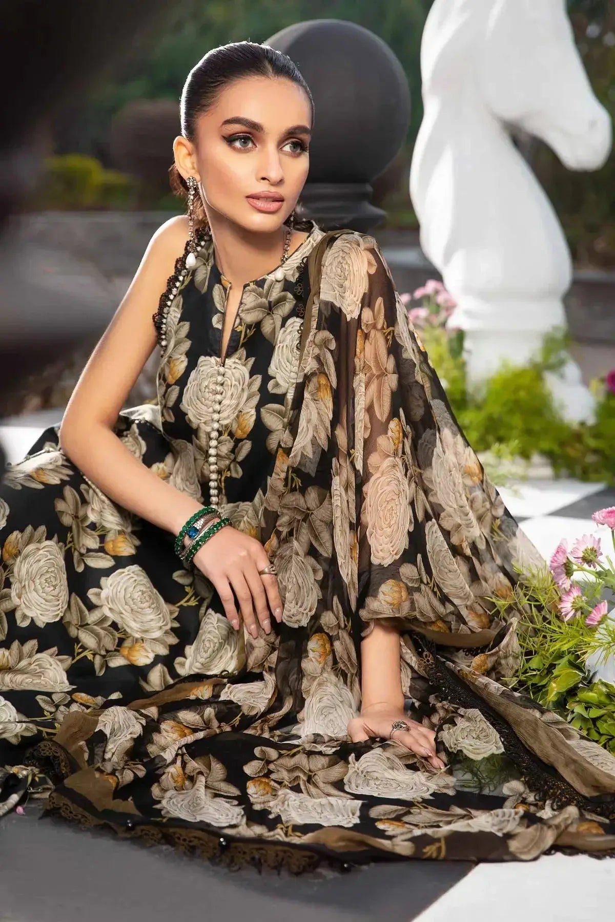 Maria B | M Prints Spring 24 | MPT-2103-B - Pakistani Designer Dress - by Maria B | Type: Luxury - 100% Original at Saira Sultan