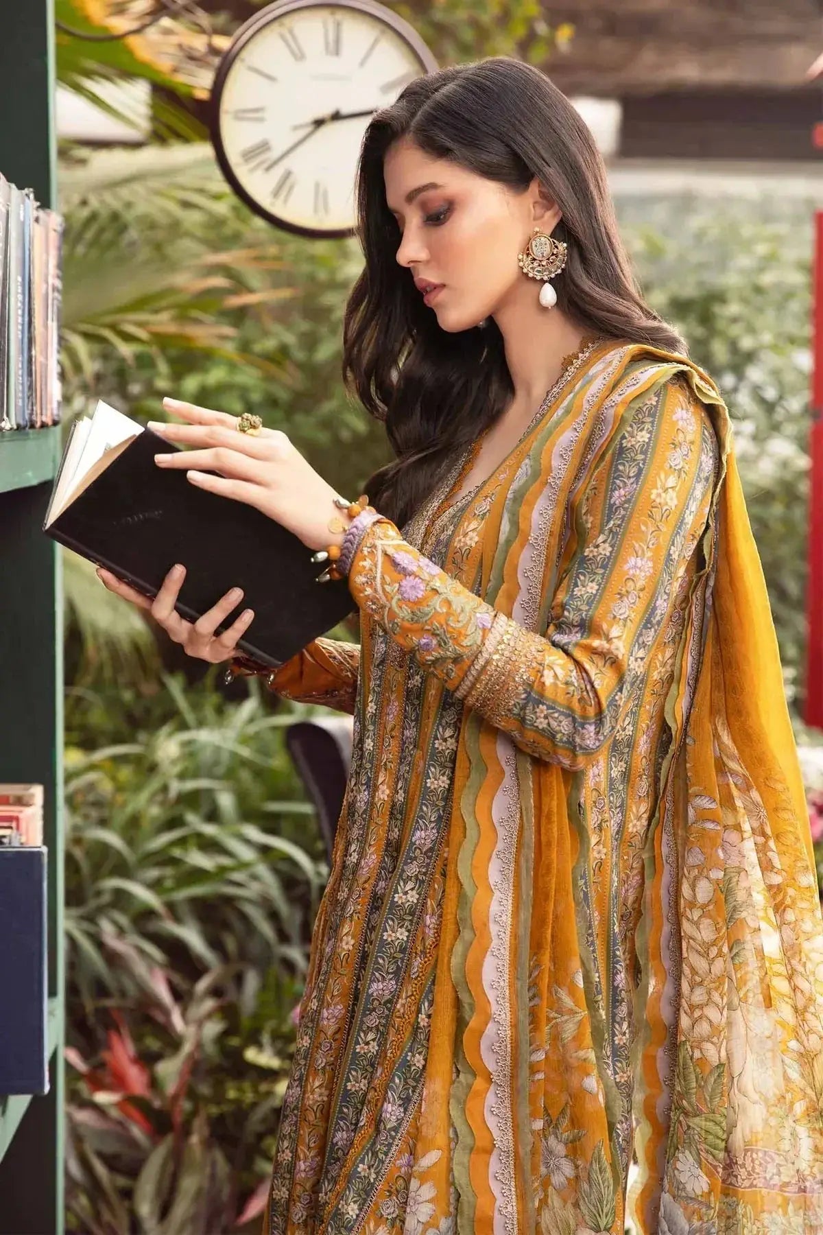 Maria B | M Prints Spring 24 | MPT-2107-A - Pakistani Designer Dress - by Maria B | Type: Luxury - 100% Original at Saira Sultan