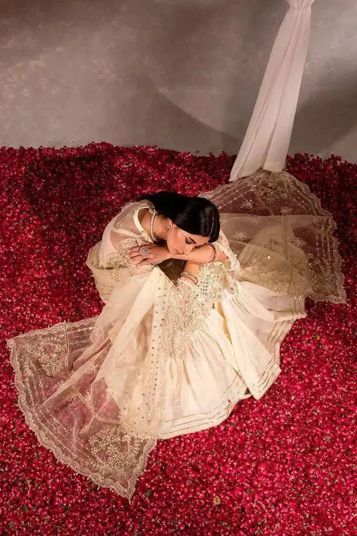 Maria Osama Khan | Dastaan Festive Formals 23 | Hoor - Pakistani Designer Dress - by Maria Osama Khan | Type: Bridal - 100% Original at Saira Sultan