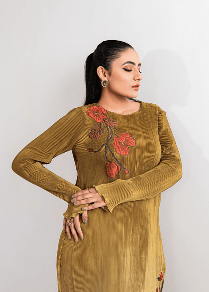 Maria Osama Khan | Claire Pleated Silk | Honeycomb - Pakistani Designer Dress - by Maria Osama Khan | Type: Formal - 100% Original at Saira Sultan