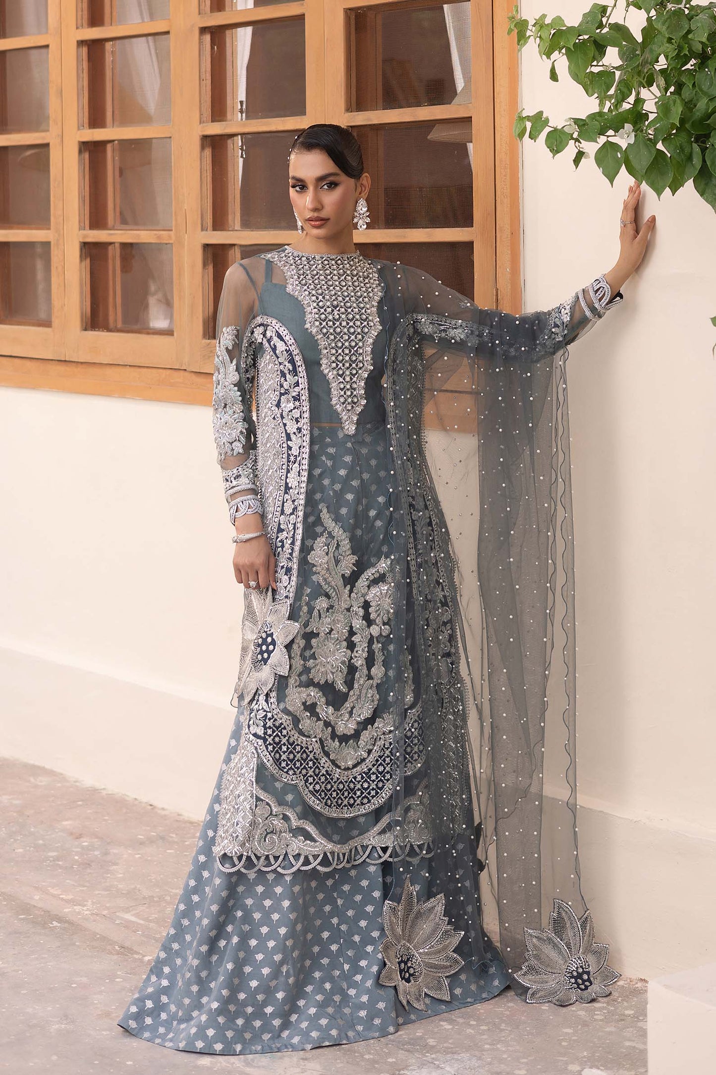Maryam Hussain | Marwa Luxury Formals 24 | Zari - Pakistani Designer Dress - by Maryam Hussain | Type: Ladies Clothes - 100% Original at Saira Sultan