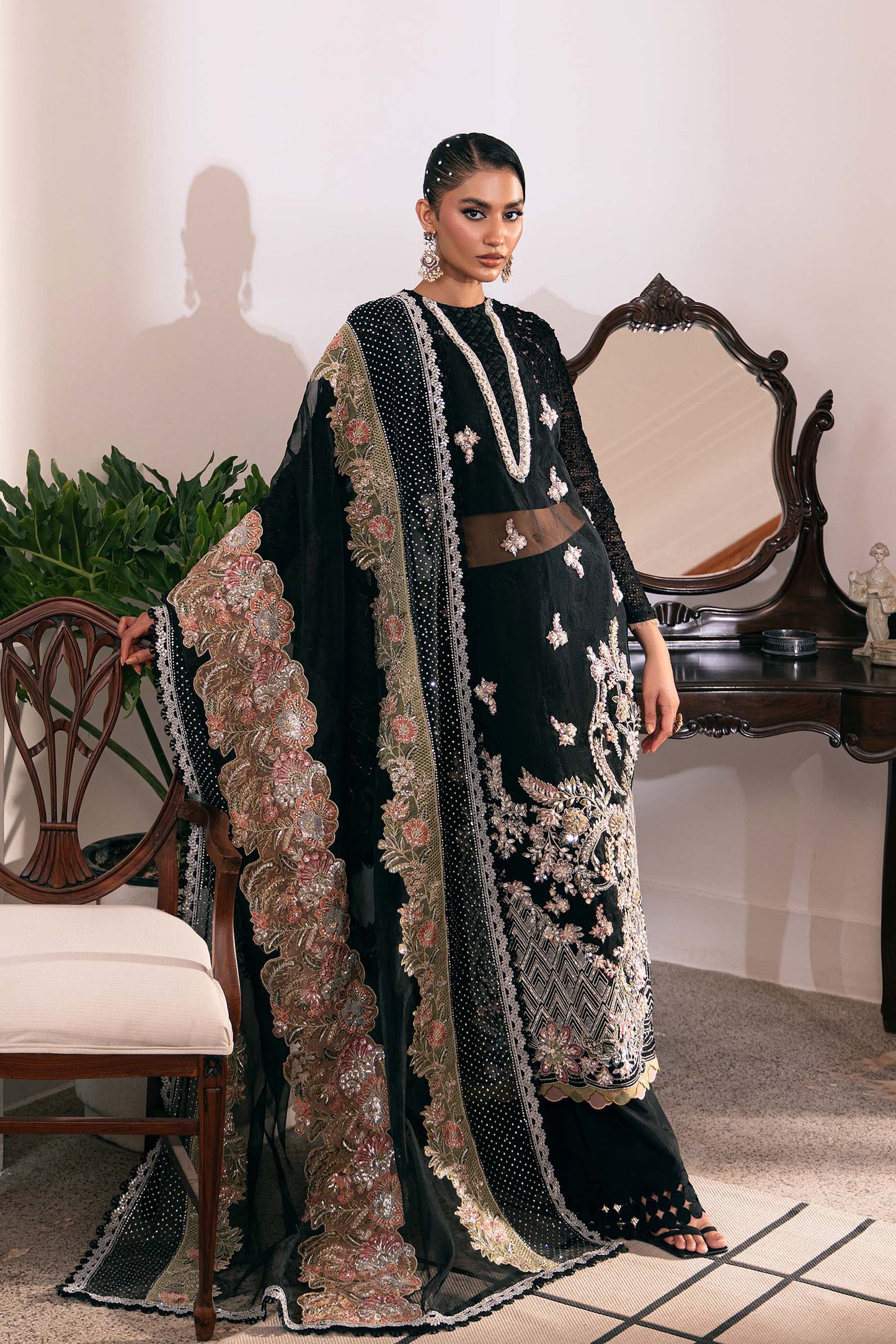 Maryam Hussain | Marwa Luxury Formals 24 | Sitara - Pakistani Designer Dress - by Maryam Hussain | Type: Ladies Clothes - 100% Original at Saira Sultan