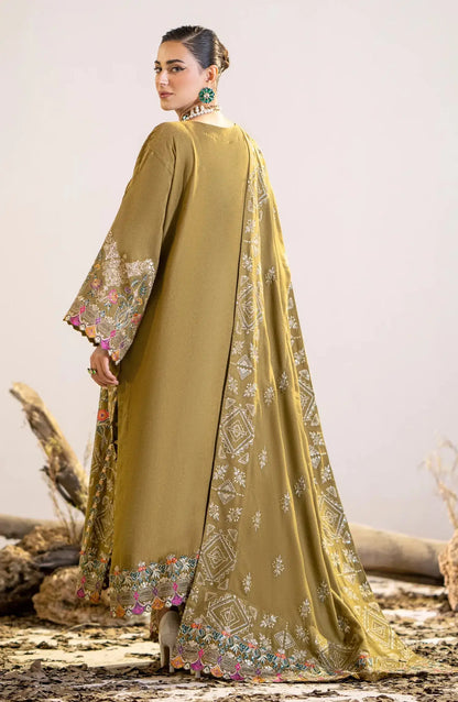Maryum N Maria | Shehr Bano Winter 23 | HADIYAH MW23553 - Pakistani Designer Dress - by Maryum N Maria | Type: Luxury - 100% Original at Saira Sultan