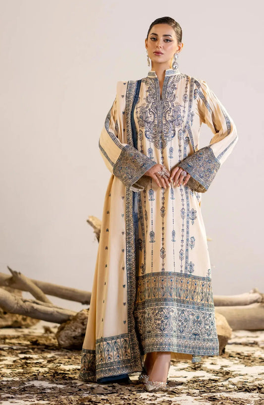 Maryum N Maria | Shehr Bano Winter 23 | DALBIR MW23559 - Pakistani Designer Dress - by Maryum N Maria | Type: Luxury - 100% Original at Saira Sultan