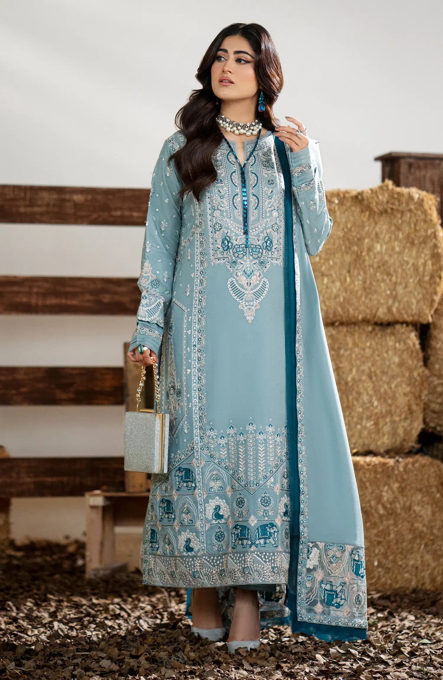Maryum N Maria | Shehr Bano Winter 23 | PREET MW23557 - Pakistani Designer Dress - by Maryum N Maria | Type: Luxury - 100% Original at Saira Sultan