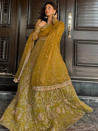 Epoque | Avanti Wedding Formals | Mehru Nisa - Pakistani Designer Dress - by Epoque | Type: Bridal - 100% Original at Saira Sultan