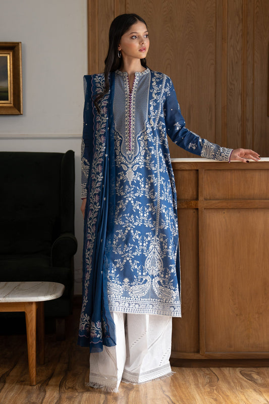 Zara Shahjahan | Satori 25 | Mei-8B XS Blue Lawn