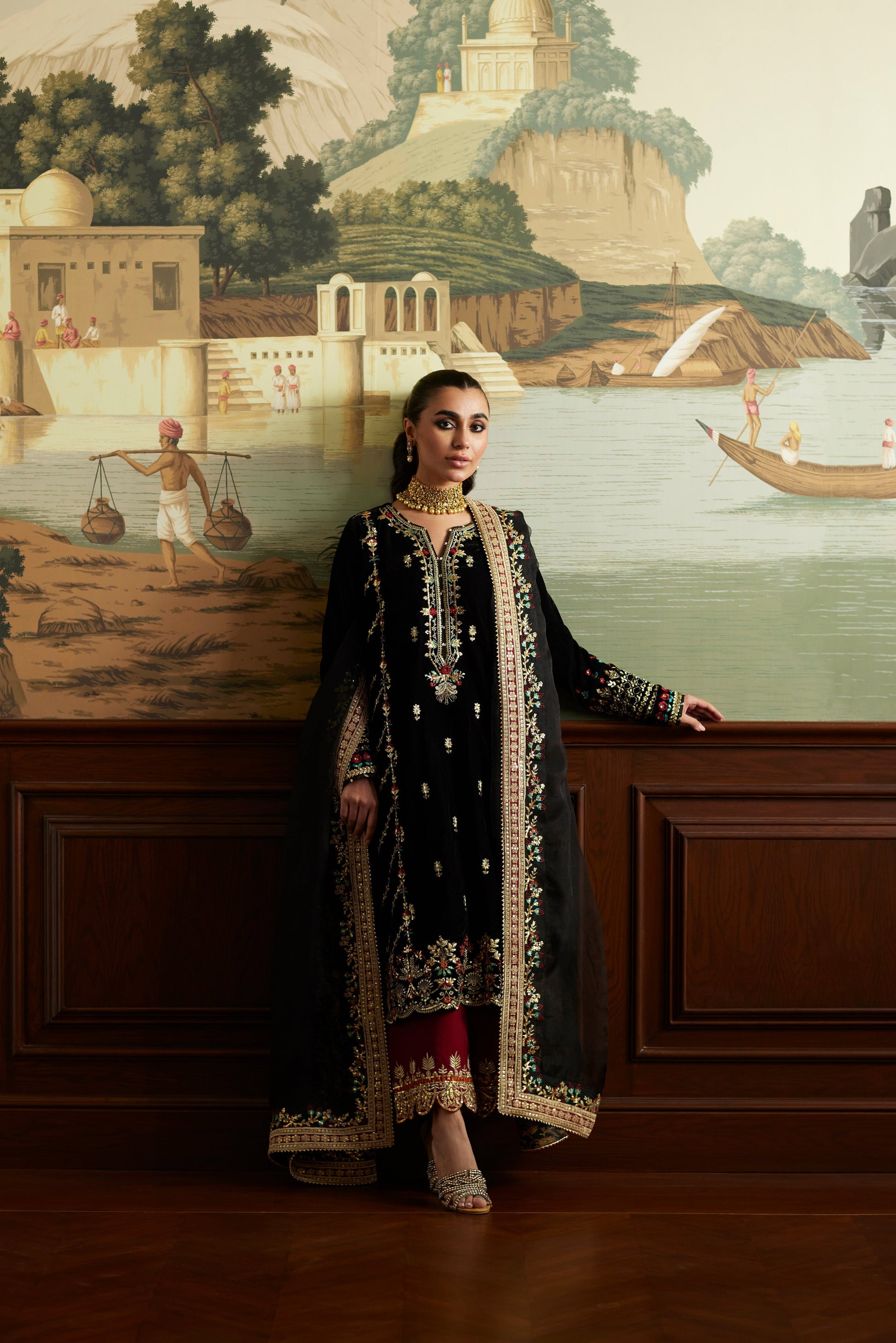 Mina Hassan | Velvet Luxe | Jahan XS Black Velvet