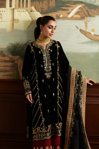 Mina Hassan | Velvet Luxe | Jahan M Black Velvet