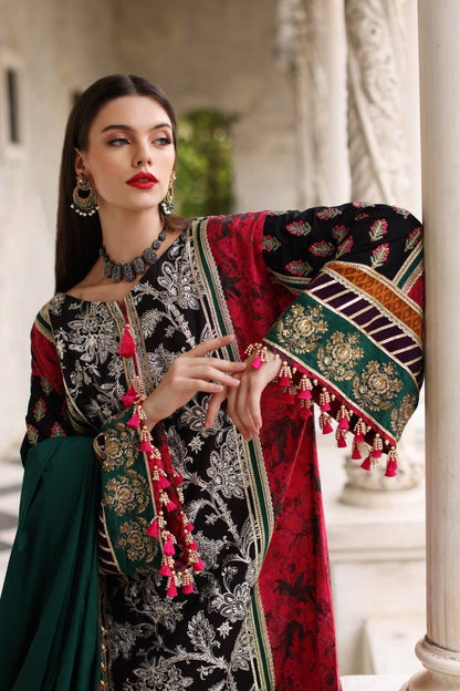 Mina Kashif | Festive Lawn | Karine - Pakistani Designer Dress - by Mina Kashif | Type: Luxury - 100% Original at Saira Sultan