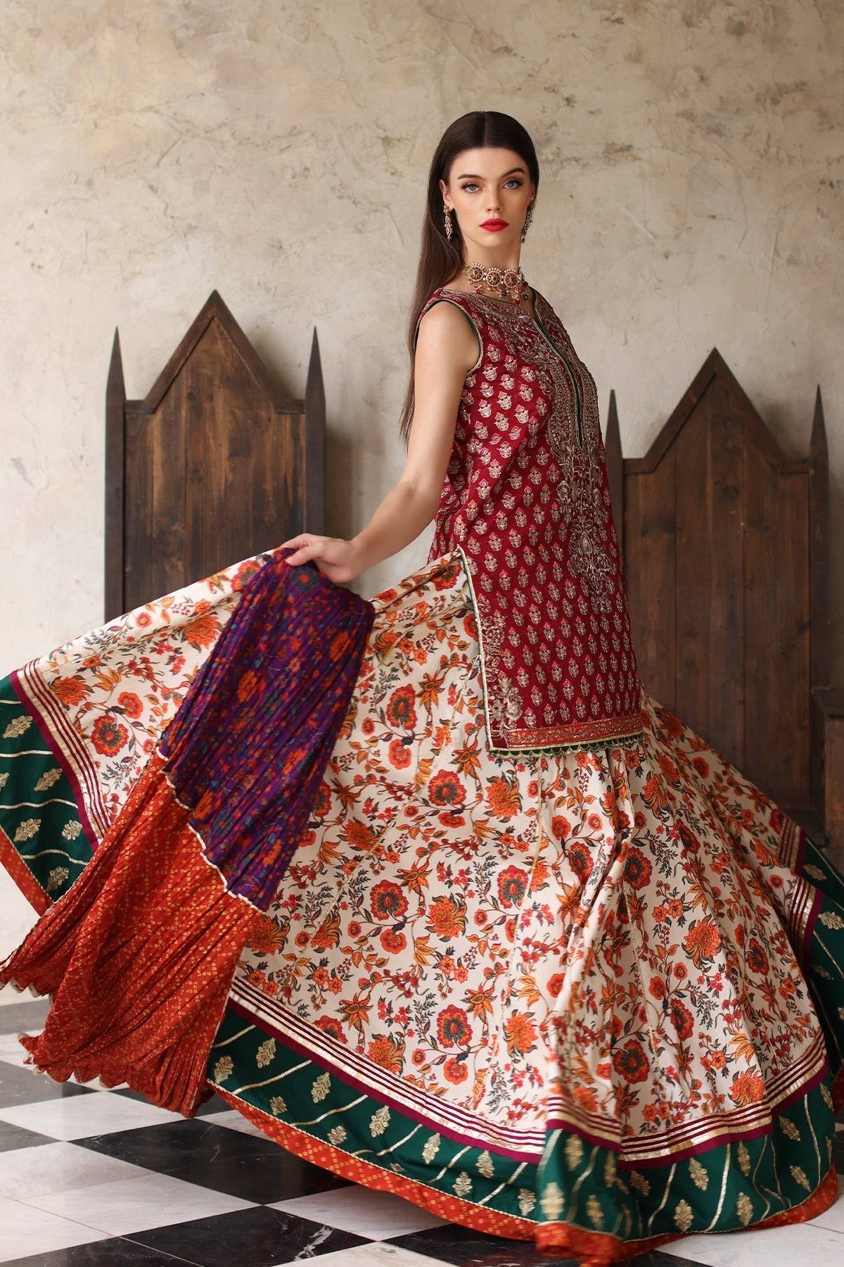 Mina Kashif | Festive Lawn | Janan - Pakistani Designer Dress - by Mina Kashif | Type: Luxury - 100% Original at Saira Sultan
