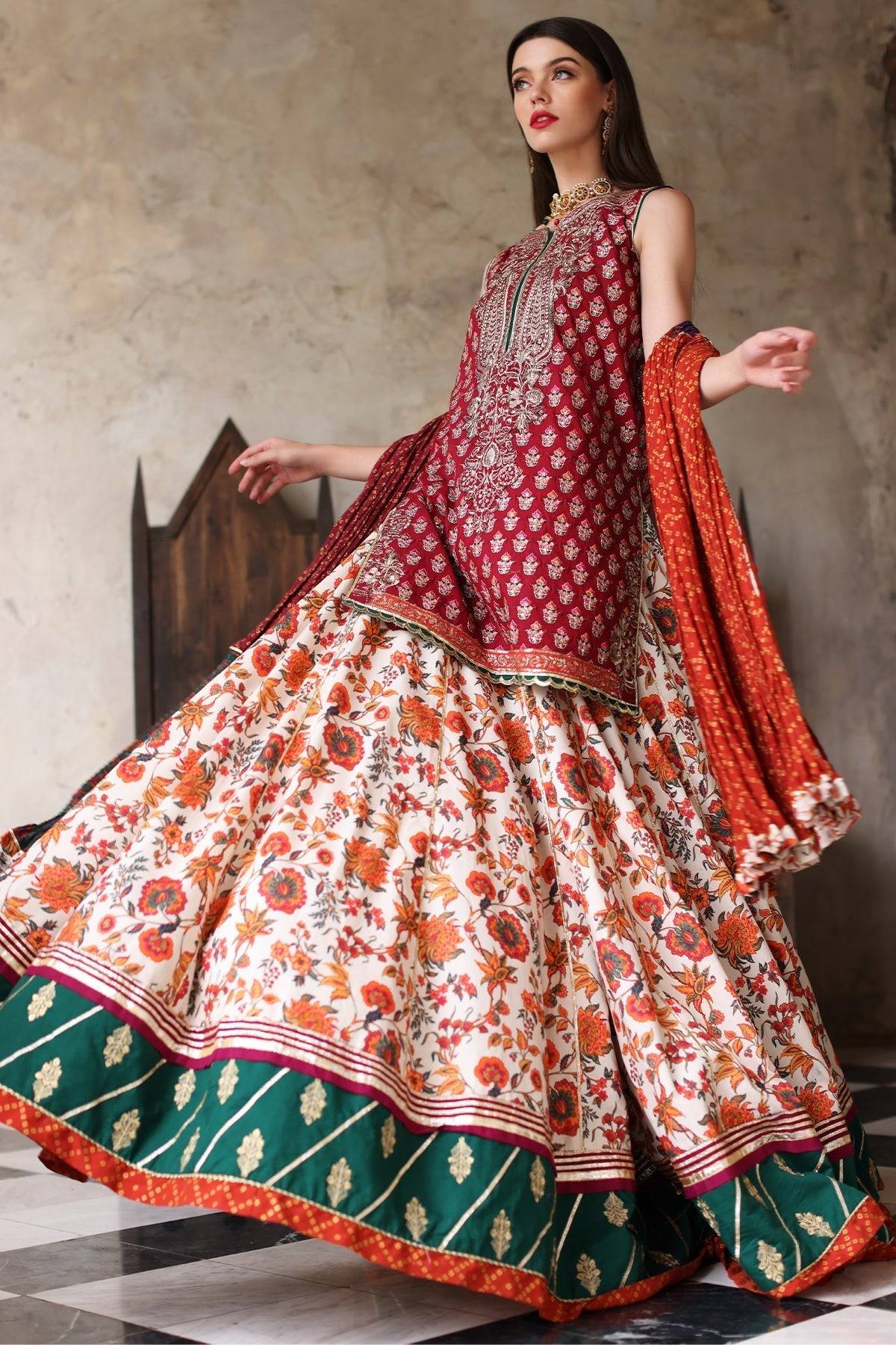 Mina Kashif | Festive Lawn | Janan - Pakistani Designer Dress - by Mina Kashif | Type: Luxury - 100% Original at Saira Sultan