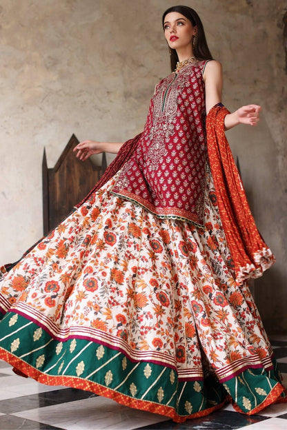 Mina Kashif | Festive Lawn | Janan - Pakistani Designer Dress - by Mina Kashif | Type: Luxury - 100% Original at Saira Sultan